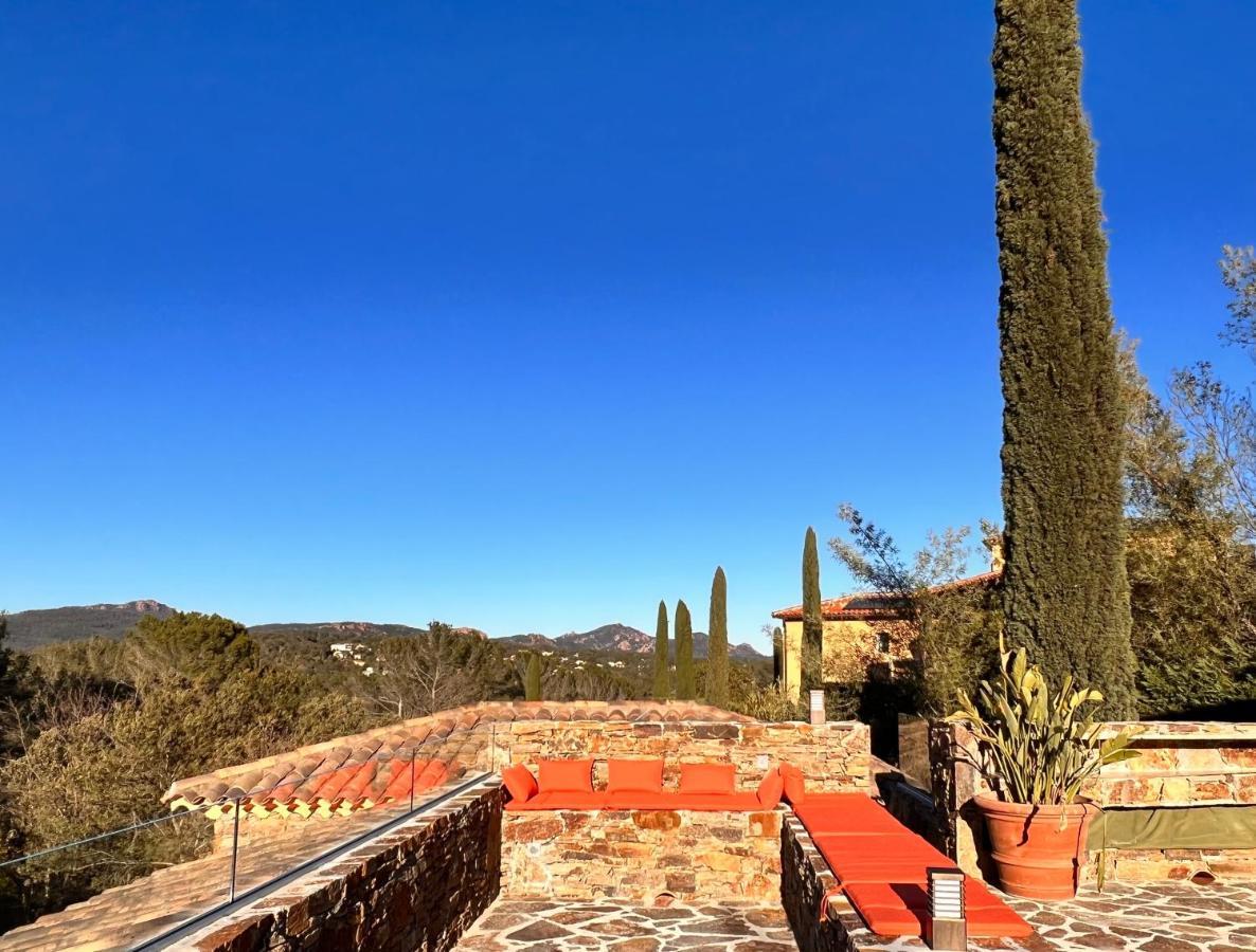 Villa Familiale Avec Vue Imprenable Saint-Raphael  Bagian luar foto
