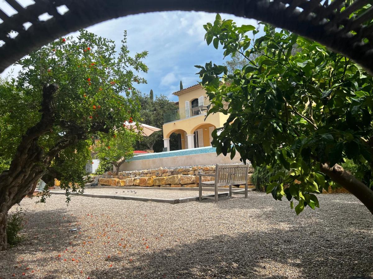 Villa Familiale Avec Vue Imprenable Saint-Raphael  Bagian luar foto