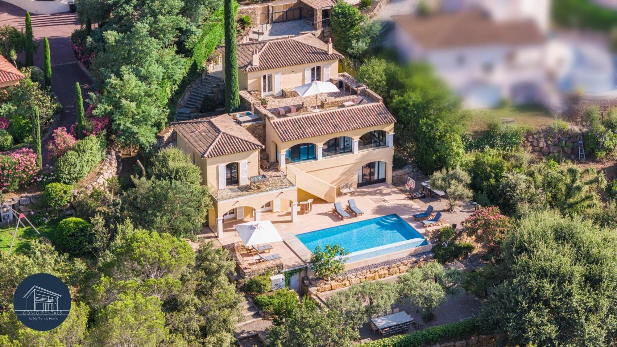 Villa Familiale Avec Vue Imprenable Saint-Raphael  Bagian luar foto