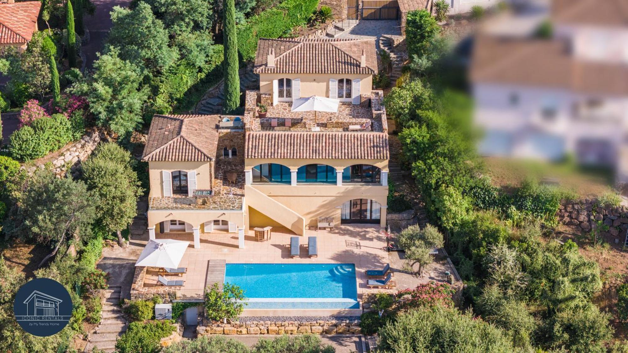 Villa Familiale Avec Vue Imprenable Saint-Raphael  Bagian luar foto