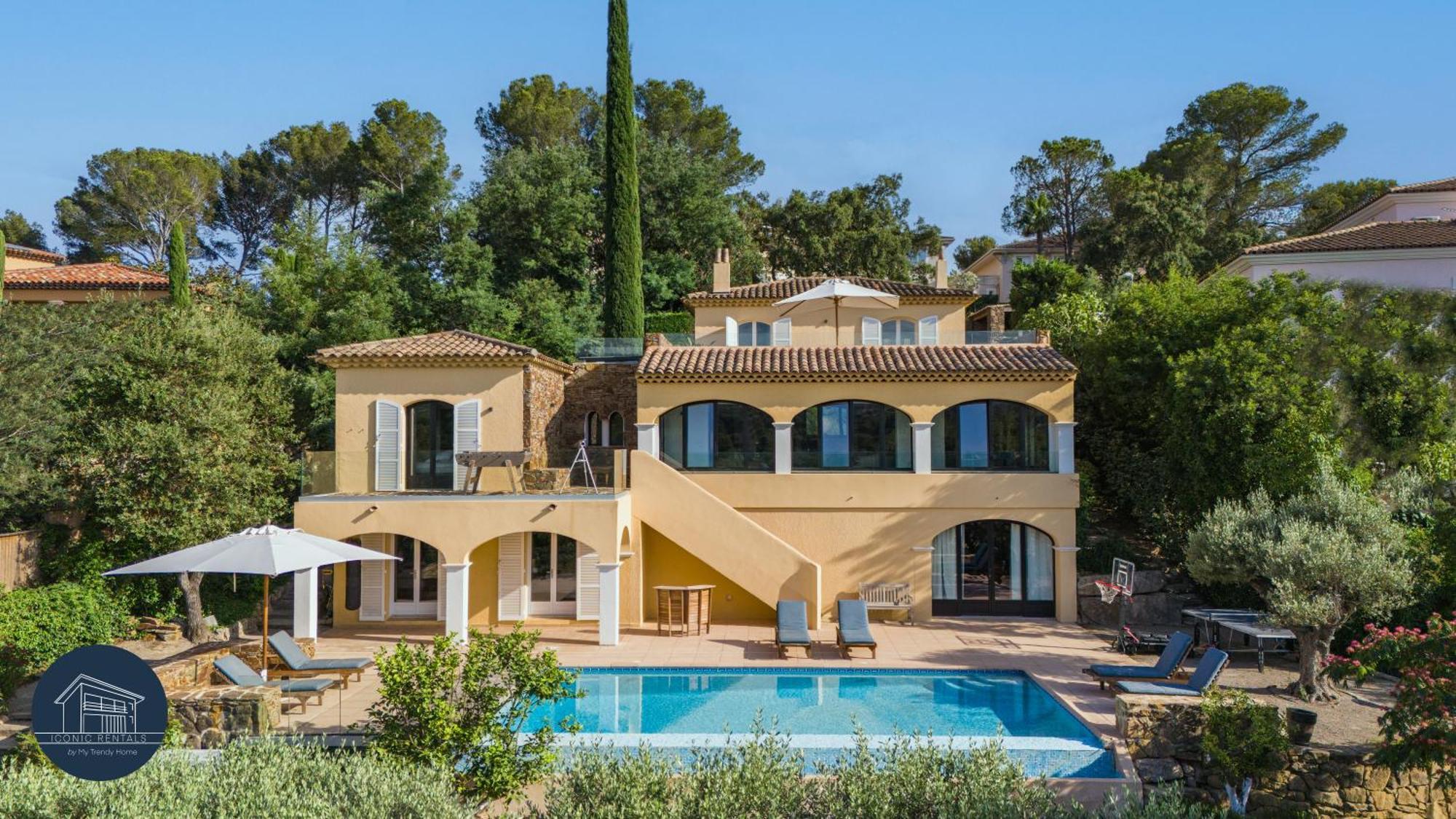 Villa Familiale Avec Vue Imprenable Saint-Raphael  Bagian luar foto
