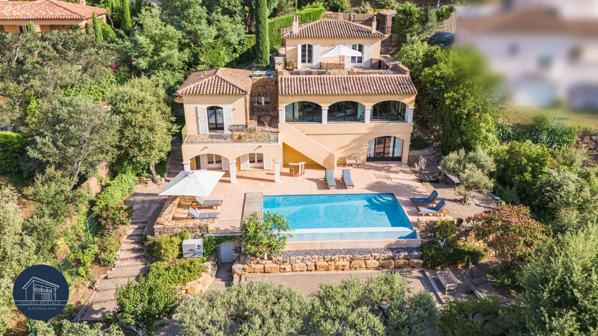 Villa Familiale Avec Vue Imprenable Saint-Raphael  Bagian luar foto