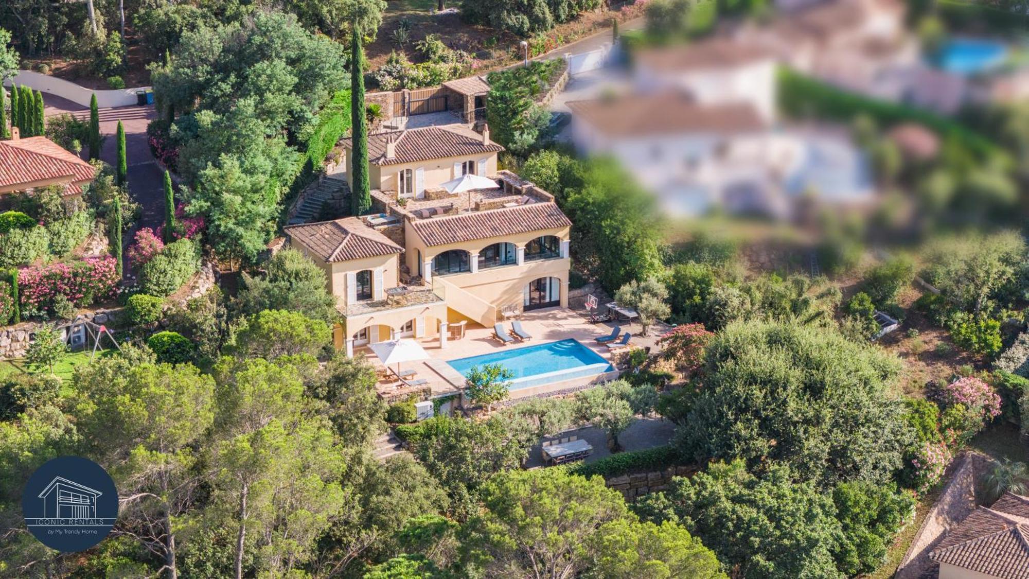 Villa Familiale Avec Vue Imprenable Saint-Raphael  Bagian luar foto