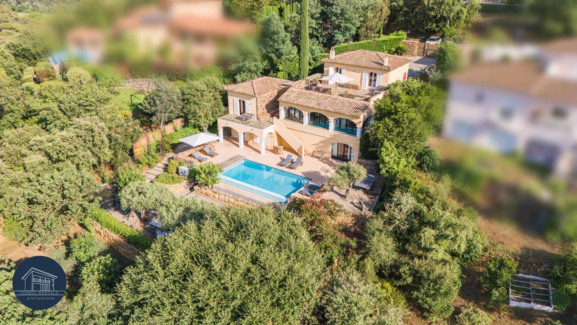 Villa Familiale Avec Vue Imprenable Saint-Raphael  Bagian luar foto
